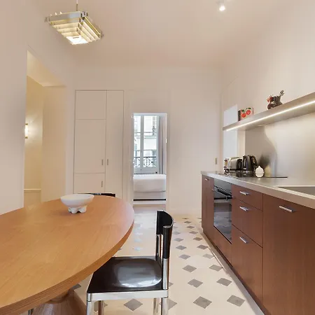 Pick A Flat's In Saint-germain - Place Furstemberg * Париж
