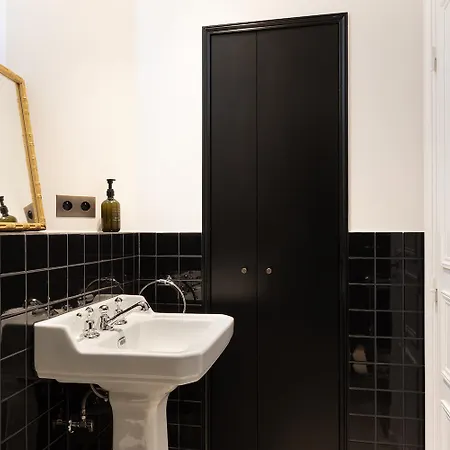 Pick A Flat's In Saint-germain - Place Furstemberg Париж