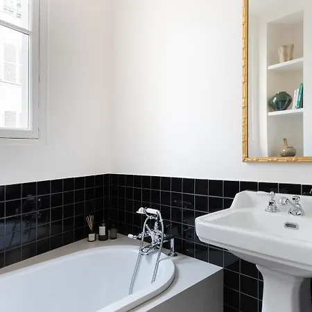 Апартаменты Pick A Flat's In Saint-germain - Place Furstemberg
