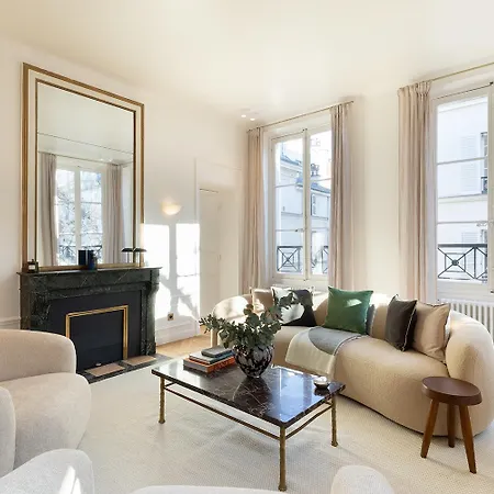 Апартаменты Pick A Flat's In Saint-germain - Place Furstemberg